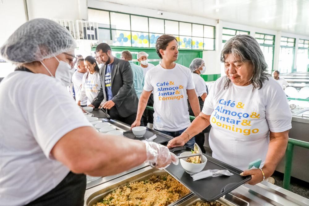 Capa da notícia: Restaurantes comunitários aceitarão Pix como forma de pagamento